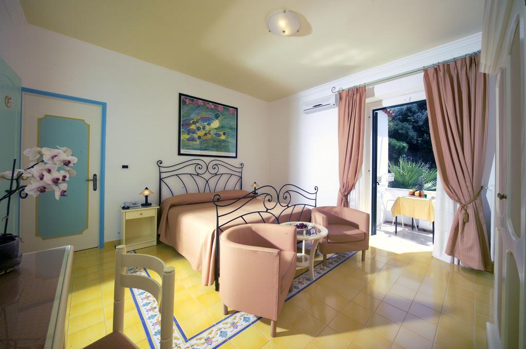 Hotel Villa Bianca Forio di Ischia Quarto foto